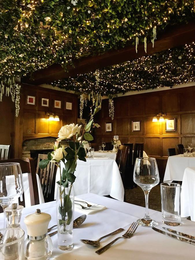 The Lion Hotel Buckden  Eksteriør bilde
