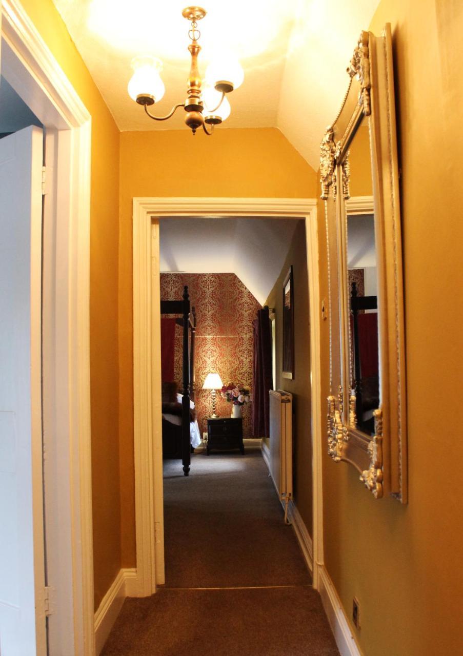 The Lion Hotel Buckden  Eksteriør bilde