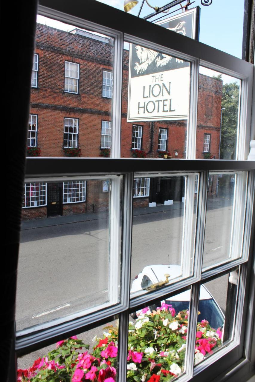 The Lion Hotel Buckden  Eksteriør bilde