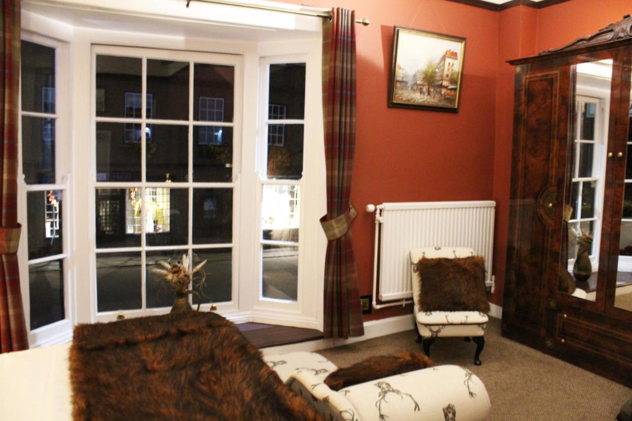 The Lion Hotel Buckden  Eksteriør bilde